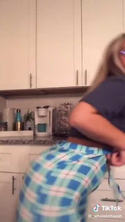 I love tiktok/ @_who<wbr>lelot<wbr>taash