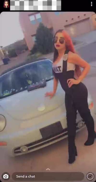 Guys look she has a gun and drives drunk!