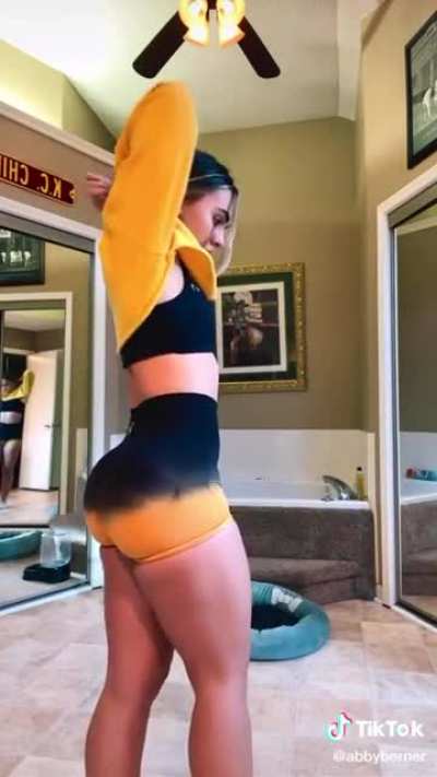 Abby Berner the PAWG