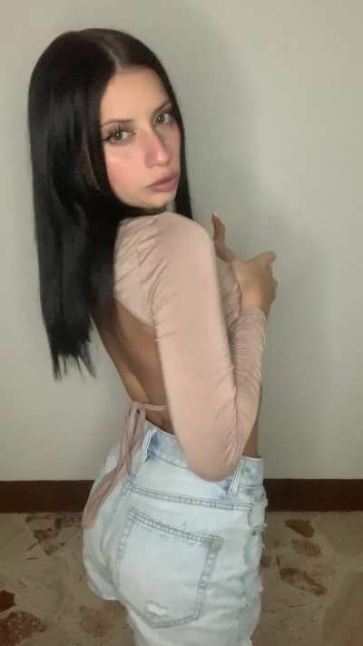 I'm already legally 18yo, fuck or pass?