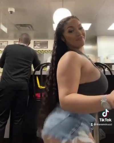 🎂