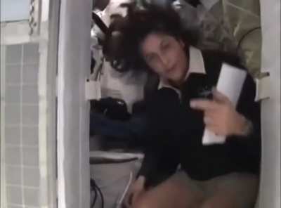 How astronauts sleep in the international space station 