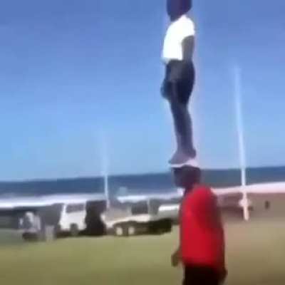 😶