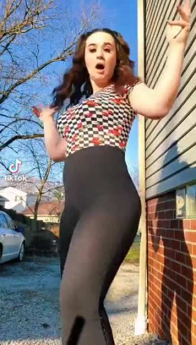 Thick wiggle