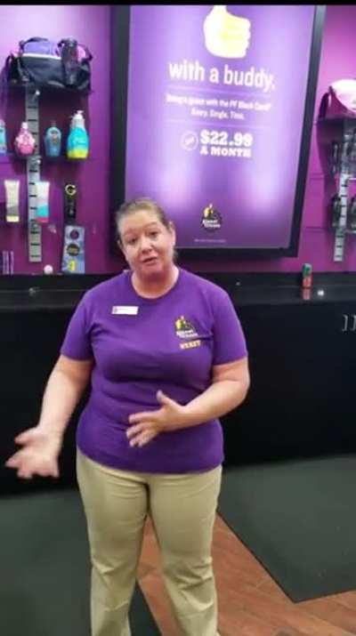 Man gets kicked out of Planet Fitness for having a 1/2 gal water bottle