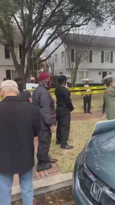 A Mariachi Band Playing Outside Senator Ted Cruz's House Was Not On My 2021 Bingo Card