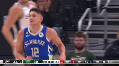 [Highlight] Grayson Allen gets the steal and then slams it from the dotted line in transition!