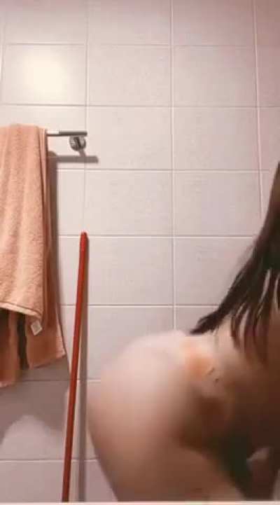 Hot Desi Twerk 😍 (Inbox To Get Indian Unseen Videos For Cheap)