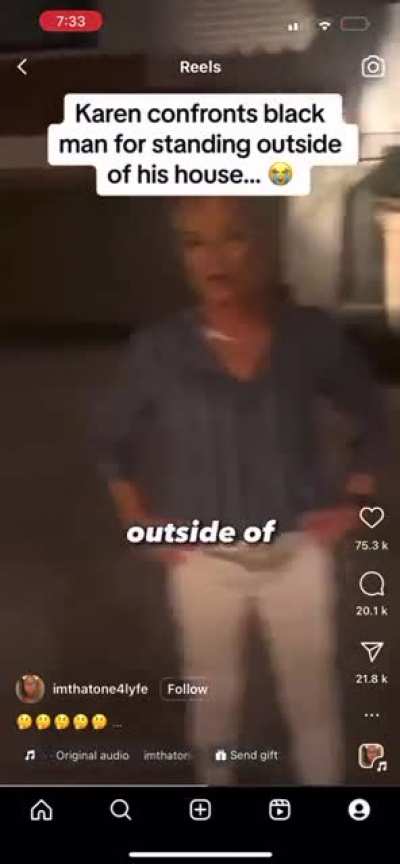 To walk in the neighbourhood