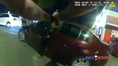 A San Antonio cop abruptly confronted a teen eating in a McDonalds parking lot & demanded the teen exit his vehicle. When the teen asked why, the cop immediately assaulted & then shot him MULTIPLE TIMES. Cop tried to (falsely) claim the teen had s