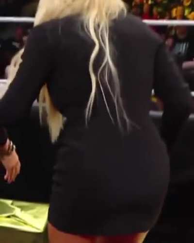 Maryse on Raw 10/22