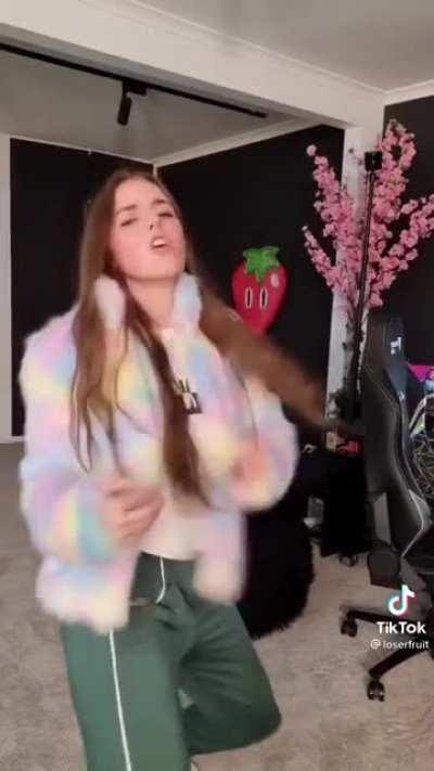 New tik tok 🥵