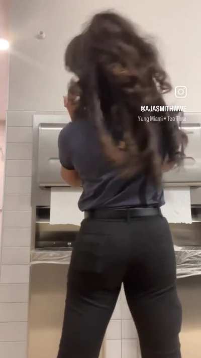 WWE referee Daphanie Lashaunn