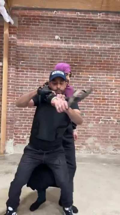 Drilling the technique Vs trying it during an actual roll (from r/unexpected)