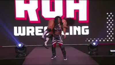 Heel Athena is brutal 💪🏽