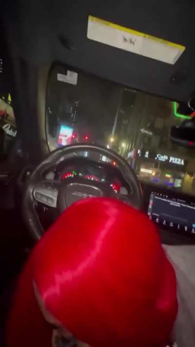 Look what dat srt make a bitch do