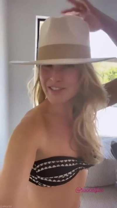 Howdy
