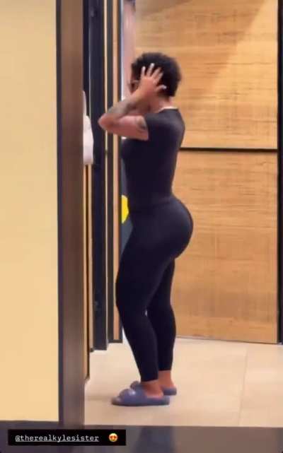 Ari🖤