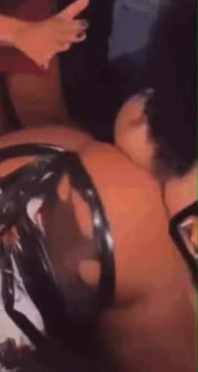 coi and meg rubbing asses