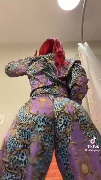 🙀