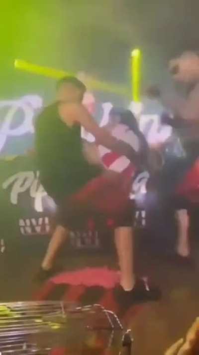 Vazou muca no show da pipokinha 😁