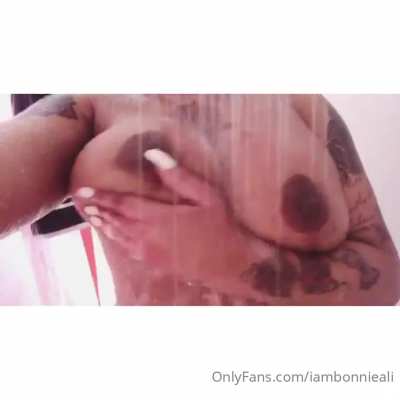 MsBonnieAli (IamBonnieAli) OF Site Rip In Bio