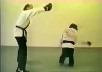 YOOOO the Gorillo Bandits are ACUTALLY training Gorillos to fight, WTF!!!