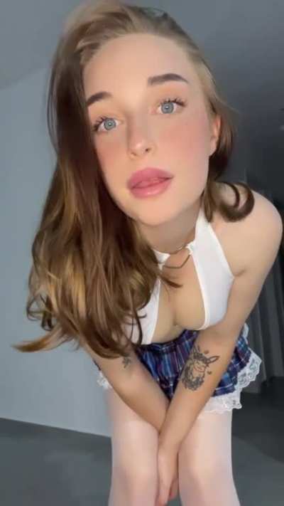 I am the perfect age for breeding 🍒 18 Years Old, Barely Legal 🍒
