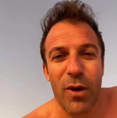 Del Piero wishes you a merry Christmas