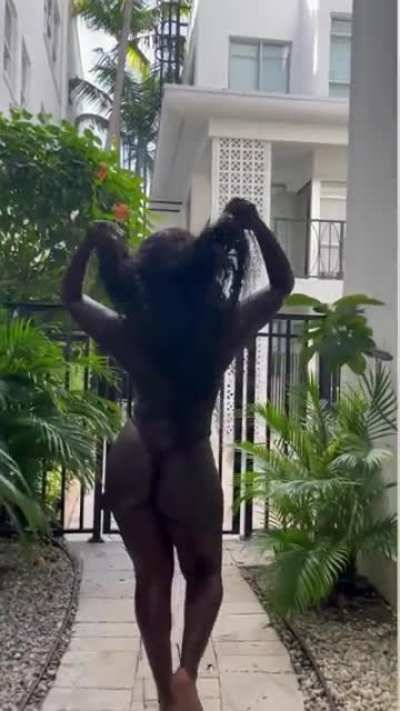 Wouldn’t ever get tired of that ass