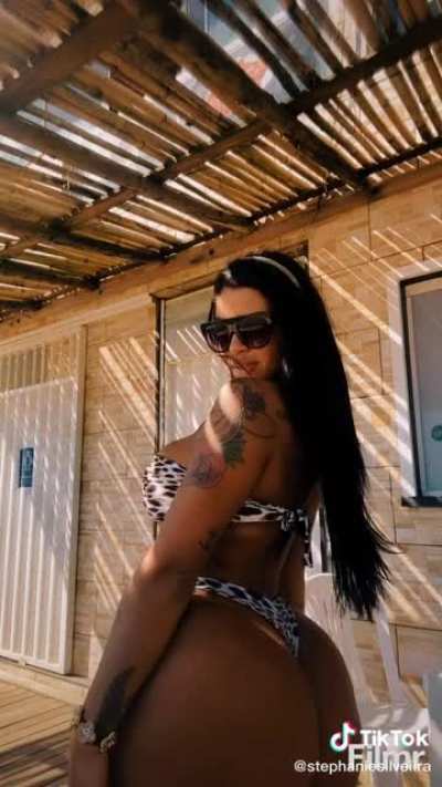 Stephanie Silveira