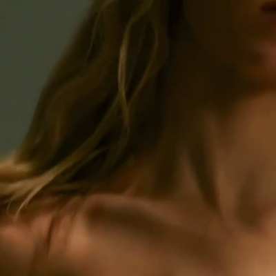Shy busty Sydney doing a naked photoshoot!