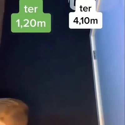 Humor com anão kkk