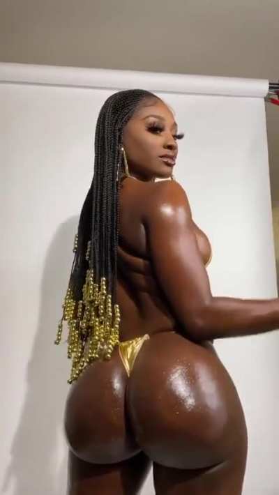Tasty chocolate 💦💦😛