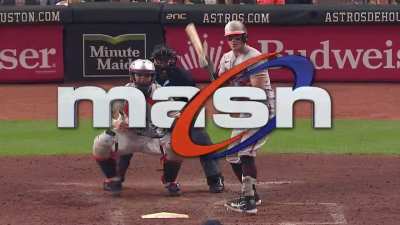 [Highlight] [Highlight] James McCann lays down a perfect bunt for an RBI single