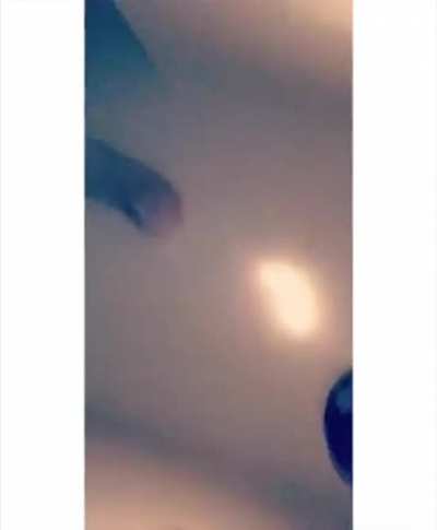 👀