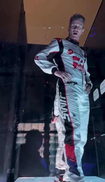 he has that pure terror (and lust) in his eyes that can only be caused by Fernando Alonso