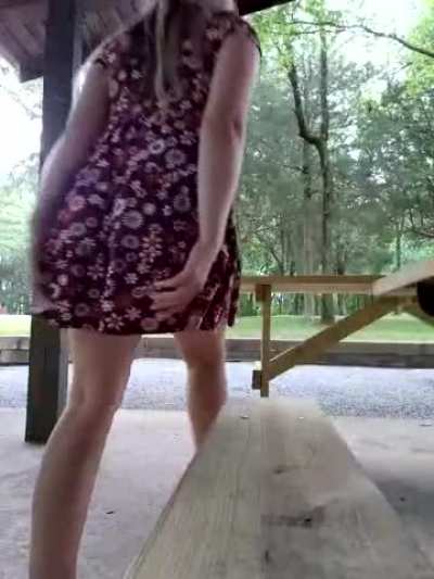 Bubble Butt Camgirl