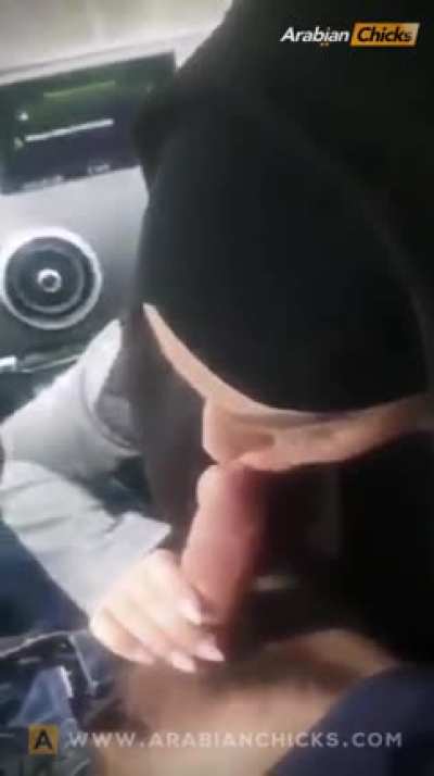 Türbanlı arap yarrrrrrak yalamaya doyamıyor