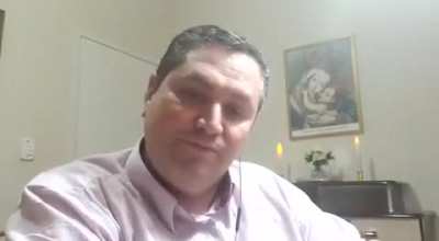 esse ta saturado mas é bom rever kkkkk