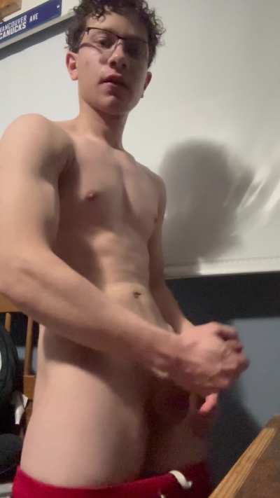 Mondays are hard so lets get a good hard start to the week (20)