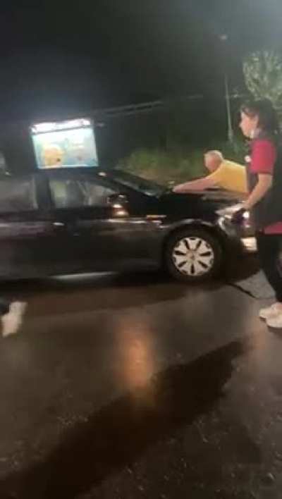 German woman caught shoplifting, gets confronted on parking lot