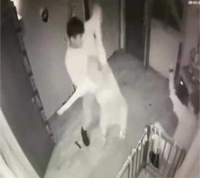 When youre in a horror house escape room but the lady ghost is too attractive.