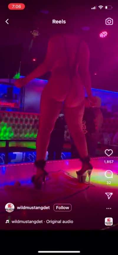 👀👀