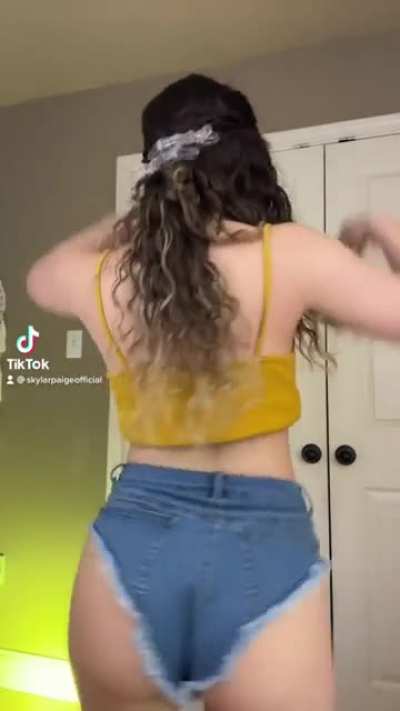 Wait for the phattie🤤🥵