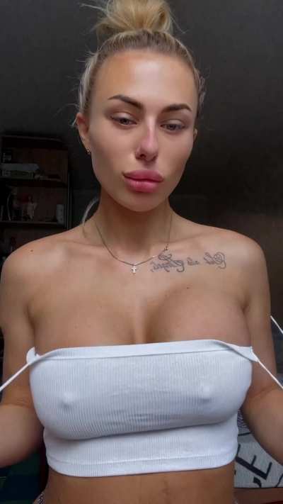 Juicy nipples deserves juicy load