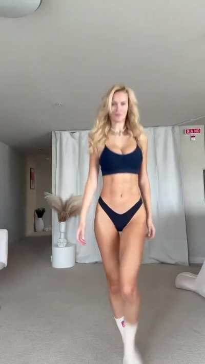 Veronika Rajek 