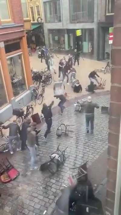 Furniture brawl in the furniture