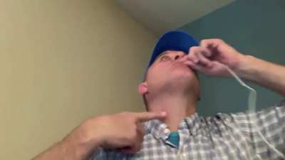 guy swallows earpods and almost dies