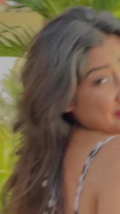Let's watch it in slow motion.. See her mark on inner thighs near her pussy.. Enjoy<wbr>💦💦💦💦